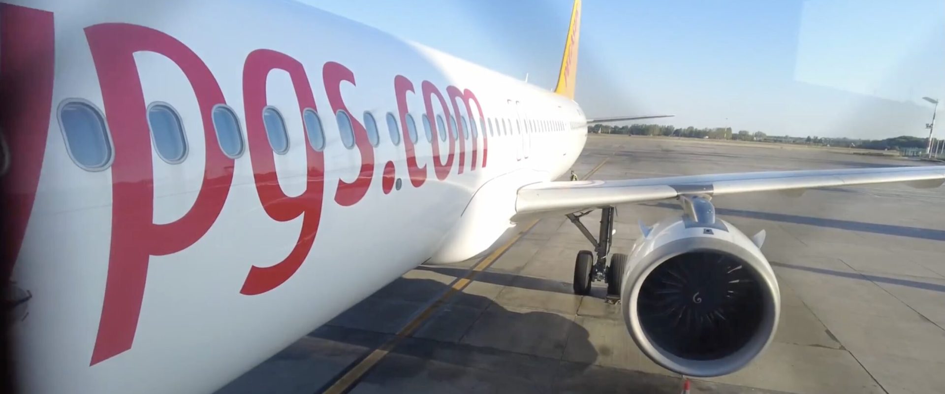 Aeronava Sankt Petersburg – Istanbul, urgență la București după decolare