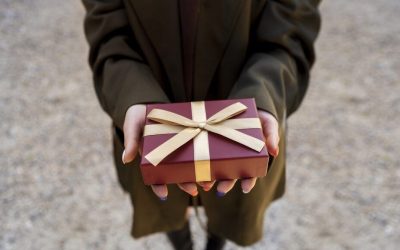 Cadouri BLOCATE de Paște: Ce NU dai, ca să eviți scandalul familiei