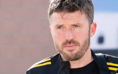 Team news for United trip to Chelsea from Michael Carrick