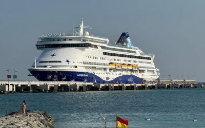 Vas de croazieră, curaj la Ormuz: Prima navă civilă, dinaintea războiului