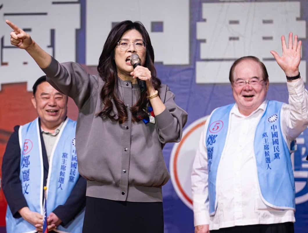 Șefa opoziției din Taiwan, vizită la Beijing. Cheng Li-wun cere reconciliere