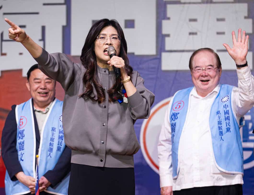 Șefa opoziției din Taiwan, vizită la Beijing. Cheng Li-wun cere reconciliere