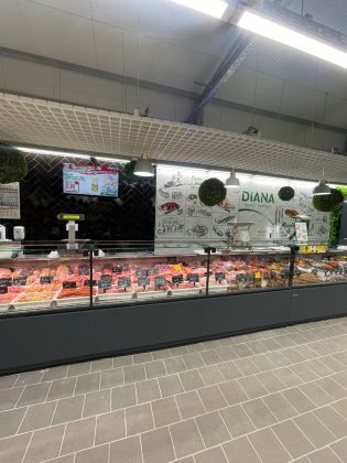 Magazinele din Europa, în fața declinului: Vânzările scad, costurile urcă până în 2030