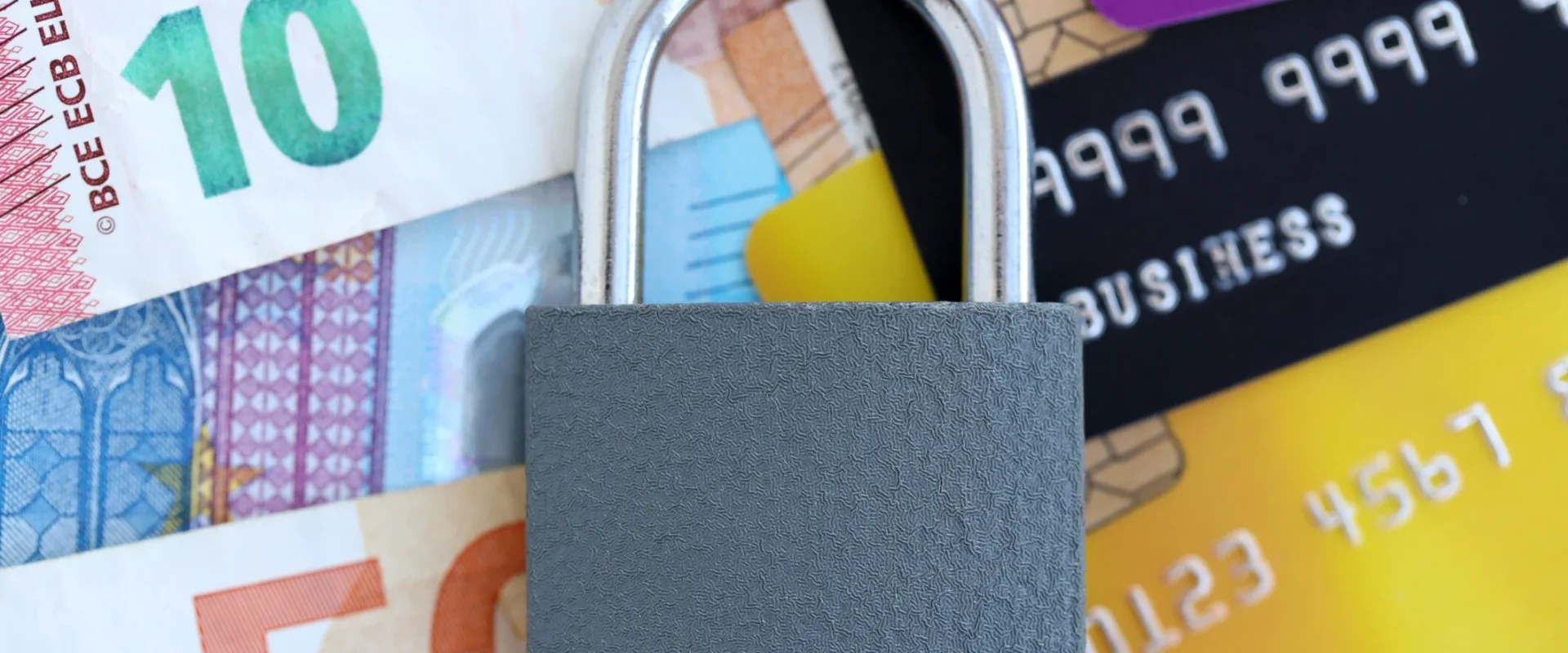 Granița: Când îți blochează accesul în România sau UE din cauza banilor cash