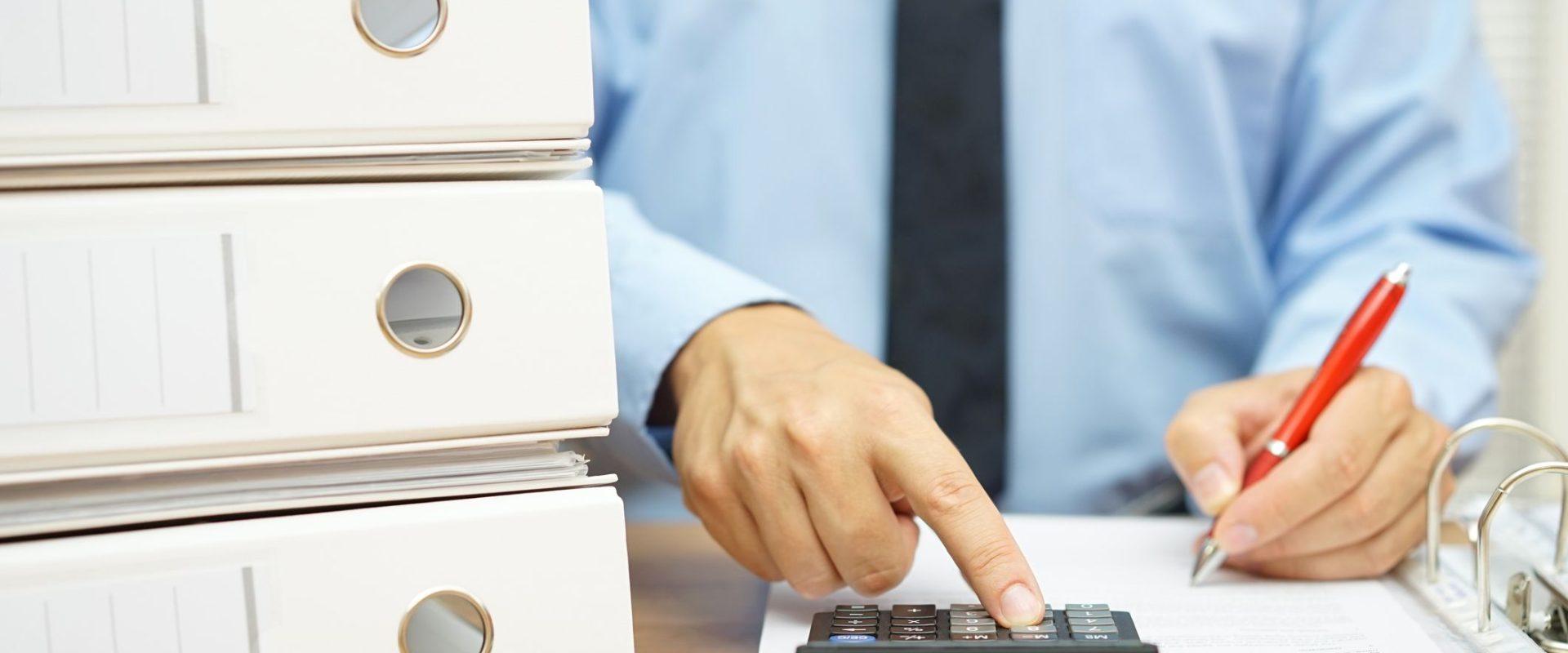 ANAF dă năvală peste ong-uri: Ce controale pregătește. Un caz after school