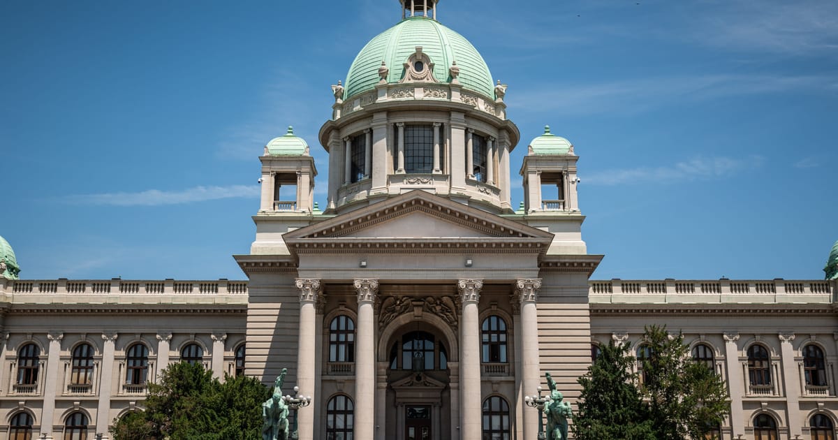 Europa taie SERBIEI 1,5 miliarde €: Bruxelles, îngrijorat de democrație