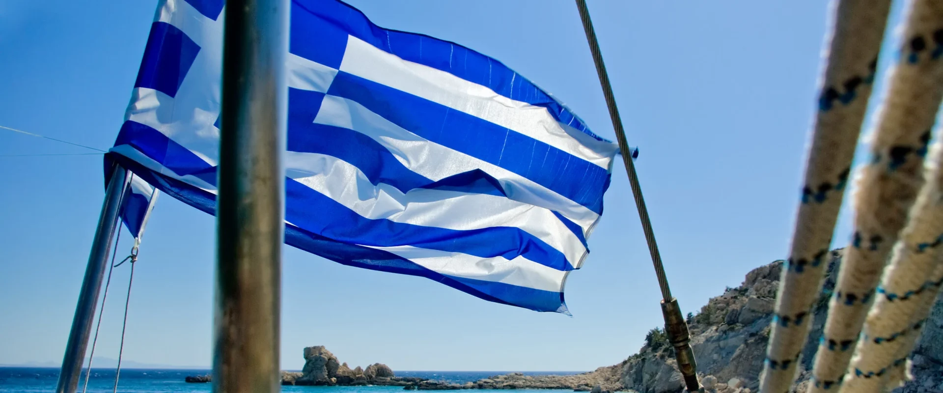 Grecia, sub lupa: Amenzi URIAȘE pentru turiști! Ce reguli NOUĂ trebuie respectate