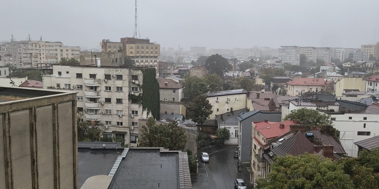 Bucureștiul se pregătește de frig: Temperaturile scad dramatic săptămâna asta