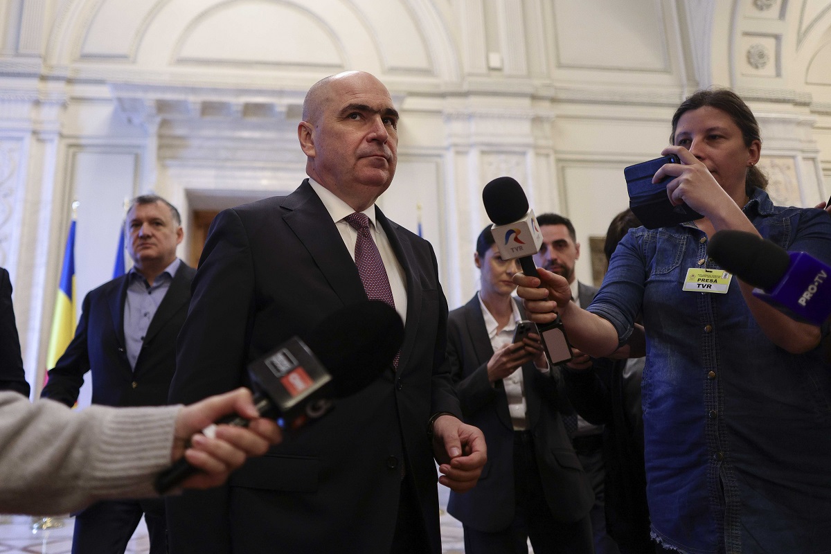 Bolojan sfidează PSD: Rămân premier! Reacția după retragerea sprijinului politic