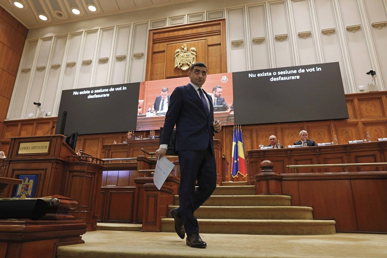 Simion revine cu cererea de anticipate: „Votul, soluția pentru România”