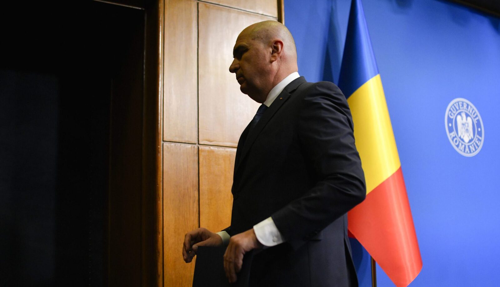 Bolojan trâmbițează scăderea deficitului: România, lider în corecția UE