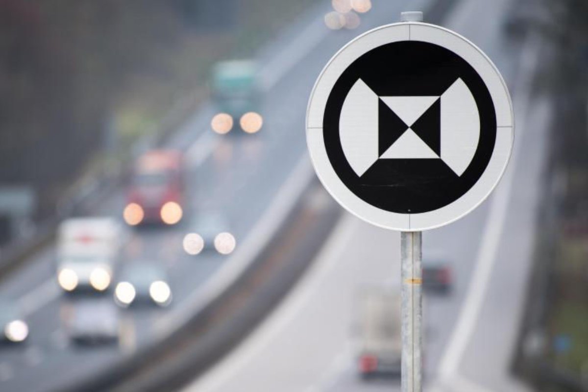 A apărut indicatorul auto cu radar: Ce face, unde a fost montat