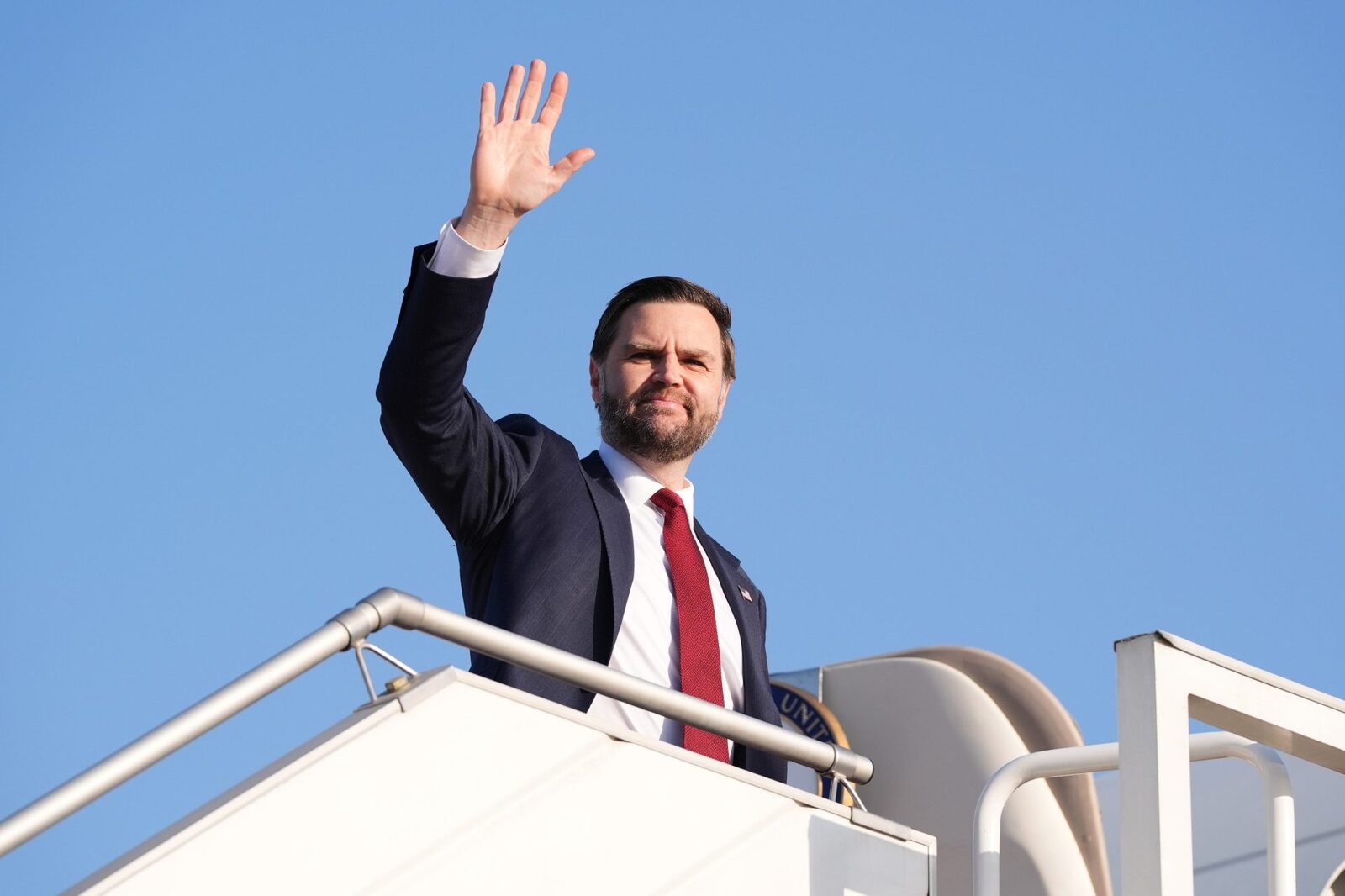 Eșec la negocieri: JD Vance, OUT din Pakistan după 21 de ore