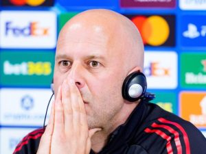 Liverpool a decis: Cine vine în locul lui Arne Slot chiar înainte de PSG