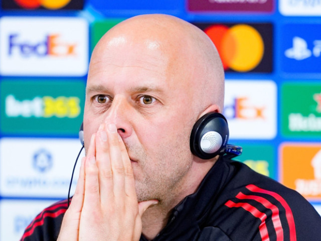 Liverpool a decis: Cine vine în locul lui Arne Slot chiar înainte de PSG