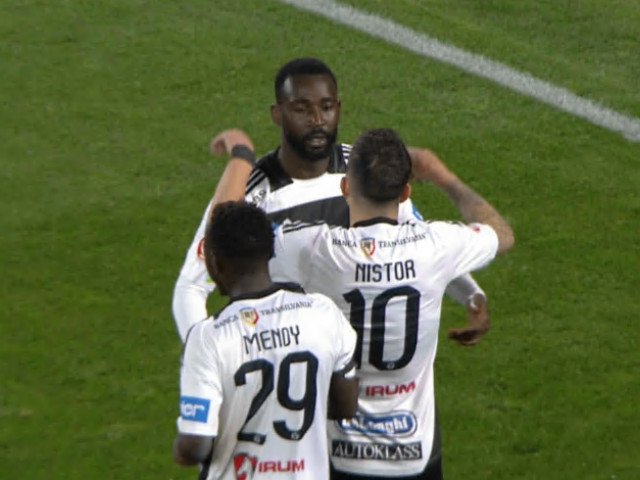 U Cluj zdrobește Craiova: 4-0 și avans important în clasament