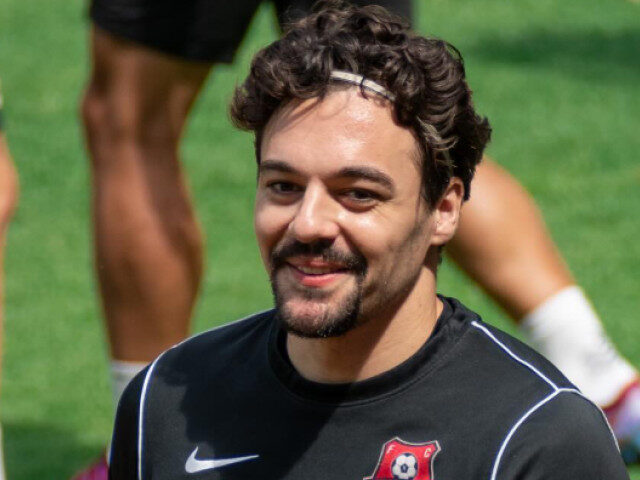 Nu poți ajuta? Răspunsul tranșant al fotbalistului despre situația grea