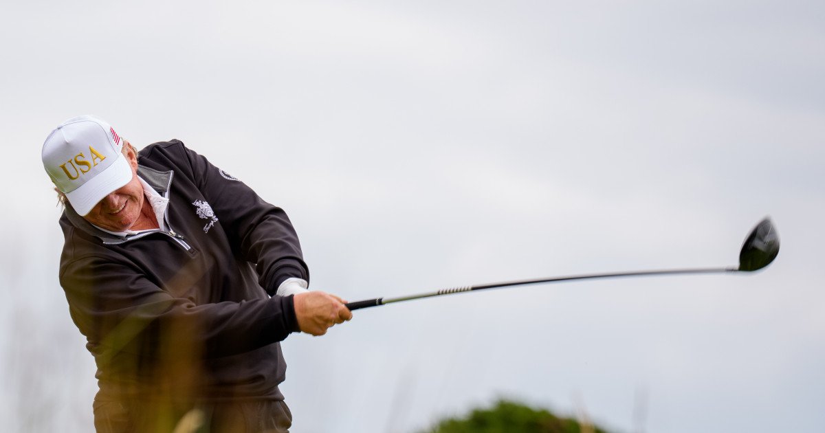Trump, un an de taxe vamale: Golf sau haos economic global?