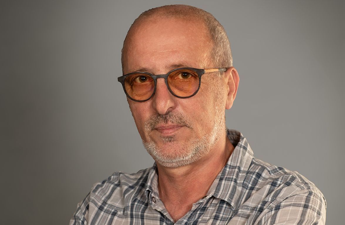 Nicușor Dan, prins între mediere și intermedieri: Ce se întâmplă la Primărie?