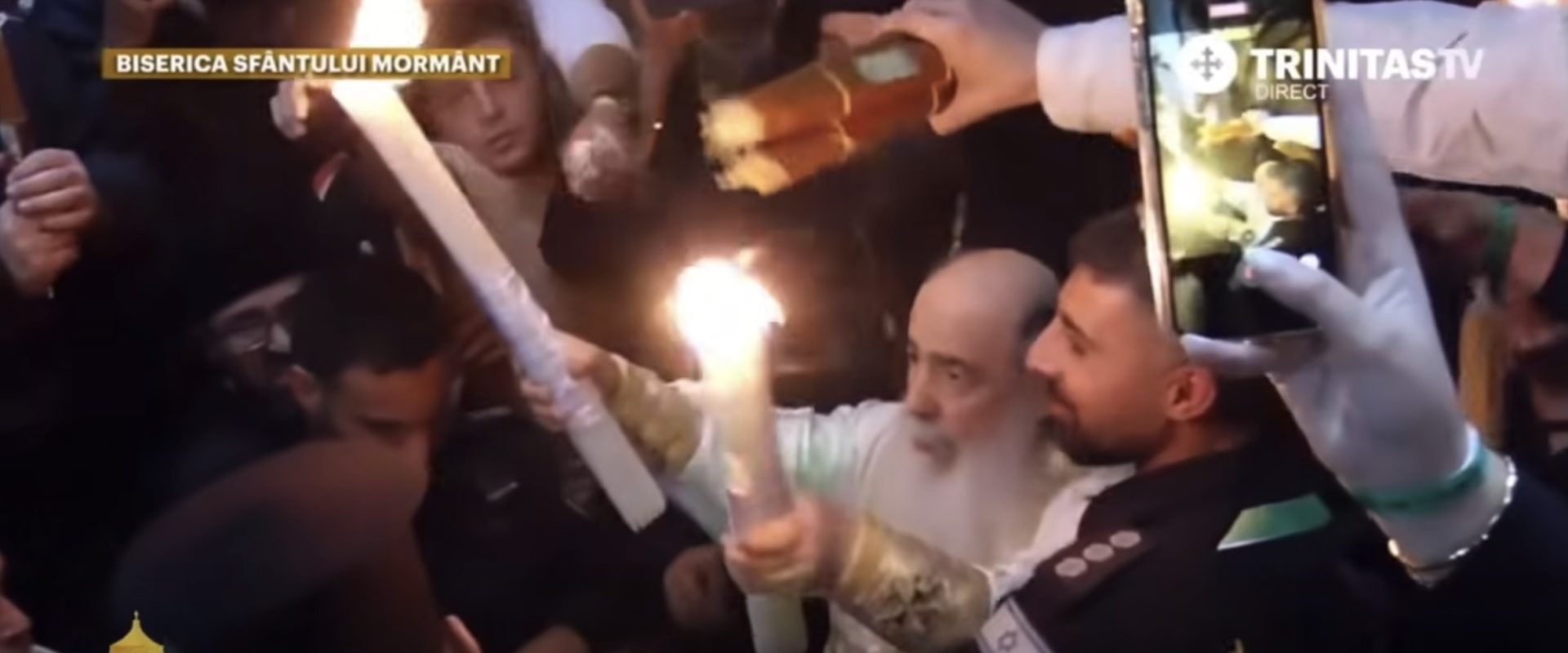 Sfânta Lumină de la Ierusalim, în România: Flacăra a ajuns la credincioși