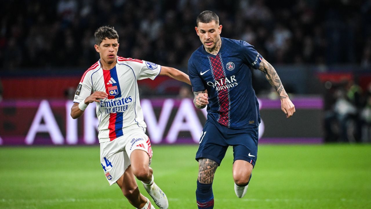 Lyon șochează PSG pe Parc des Princes: 1-2!