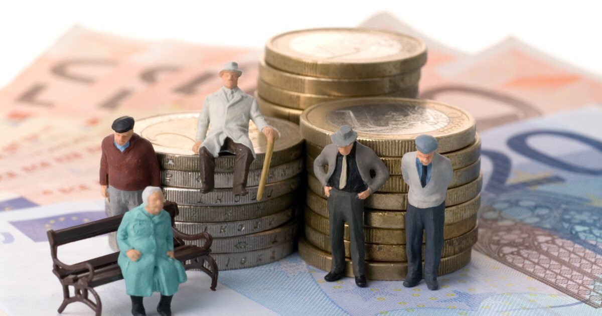 Guvern: Bani de 2 ori pe an pentru pensionarii cu venituri mici – ce sume se acordă