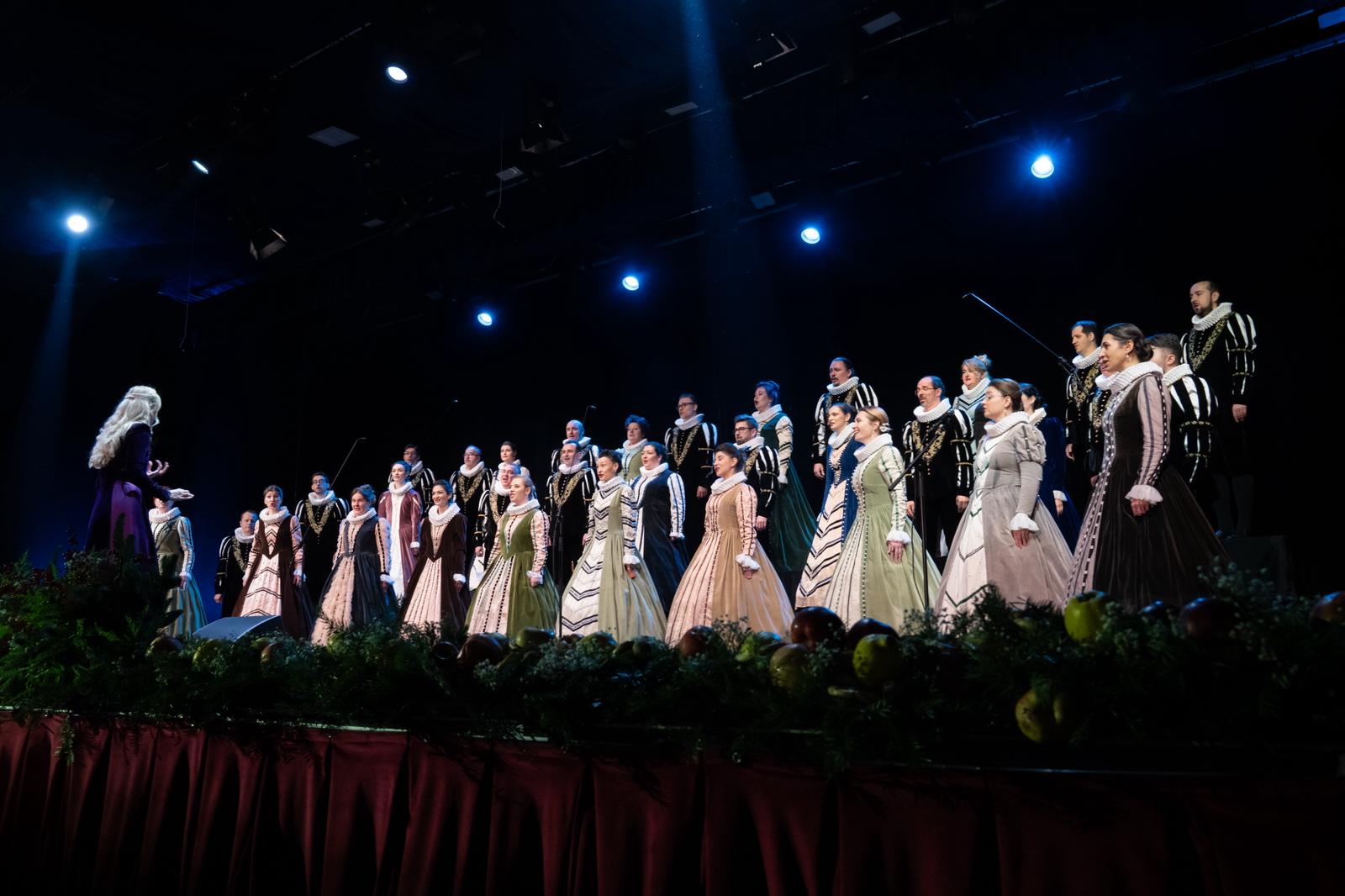 Corul madrigal aduce muzica pascale la București