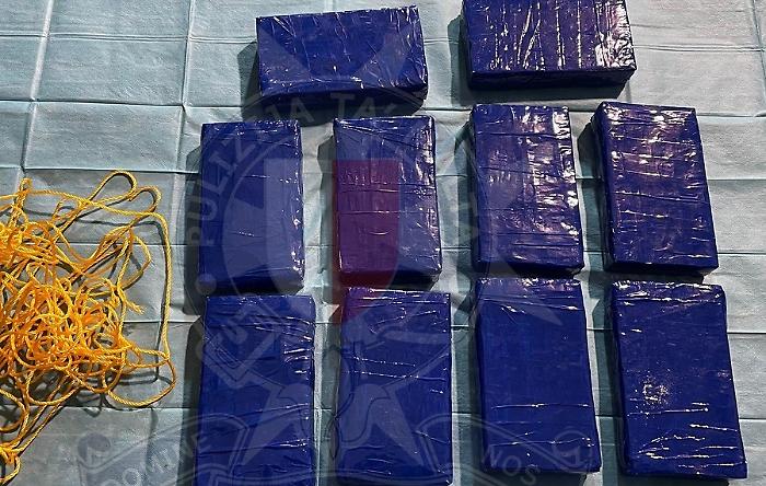 Șofer turc, reținut cu 30 kg de cocaină în tir: Afacerea, dejucată