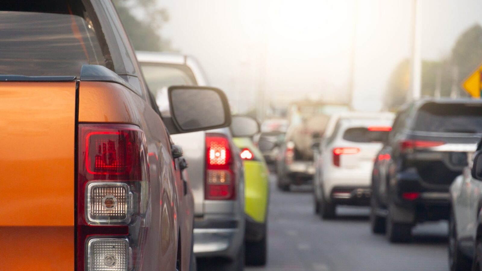 Mașinile pe benzină și diesel, scoase din circuit în UE din 2035?