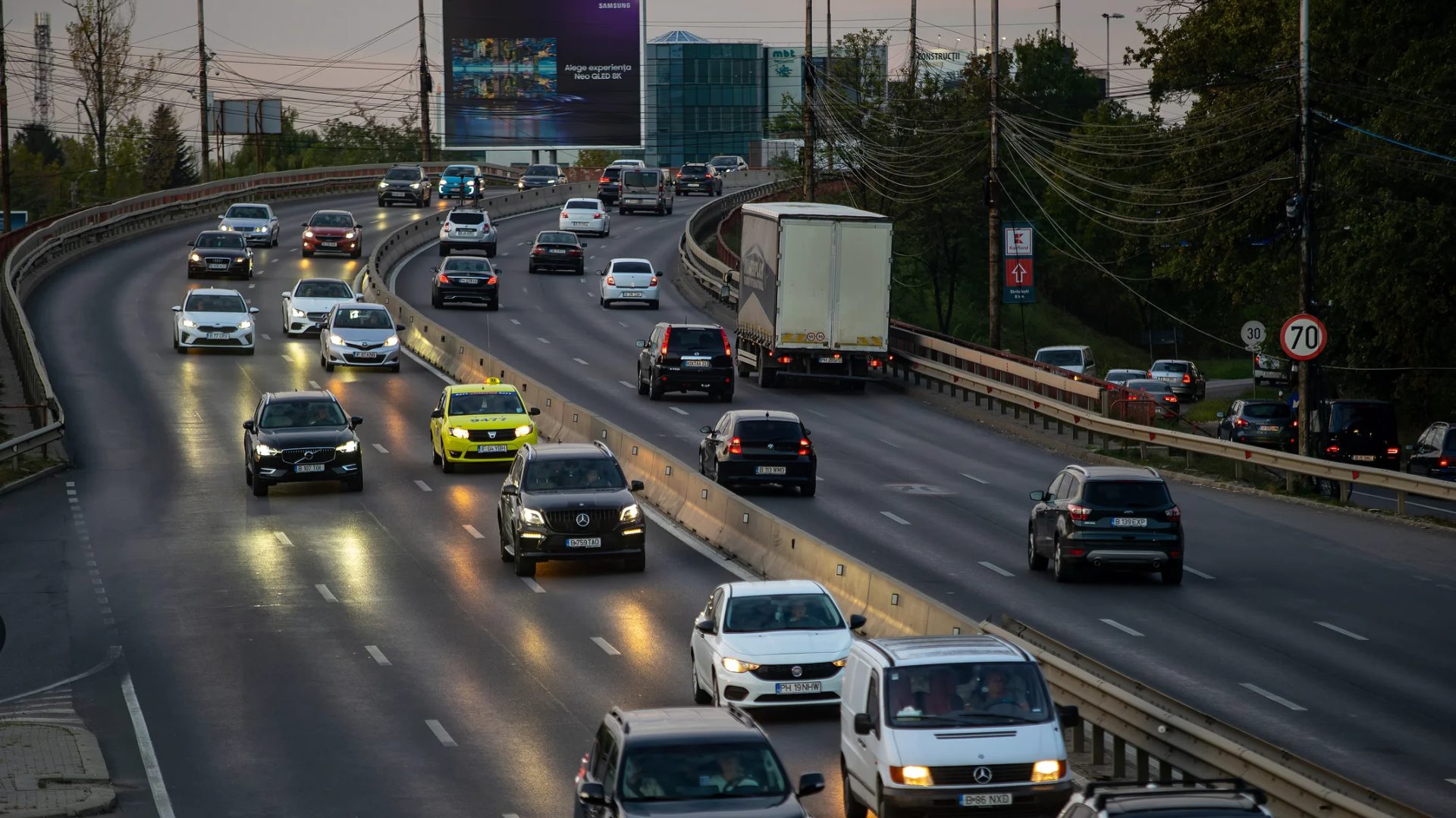 Taxe auto obligatorii: Plătești la înmatriculare, indiferent de mașină