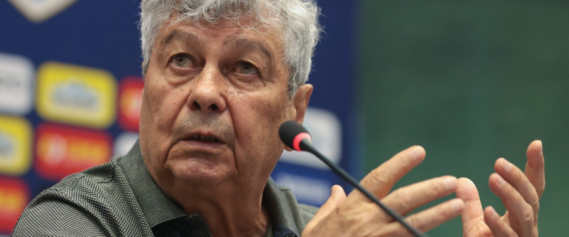 Starea lui Lucescu, tot mai gravă: E în comă indusă. Stoichiță cere ajutor