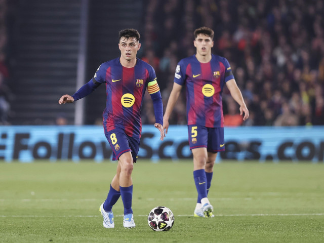 Pedri, schimbat la pauză de Hansi Flick: Ce se întâmplă la Barcelona?