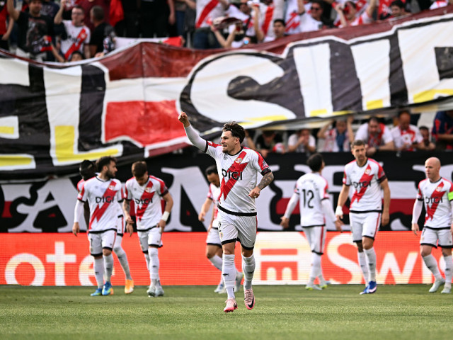 Rațiu visează cu ochii deschiși: Barcelona l-a chemat!