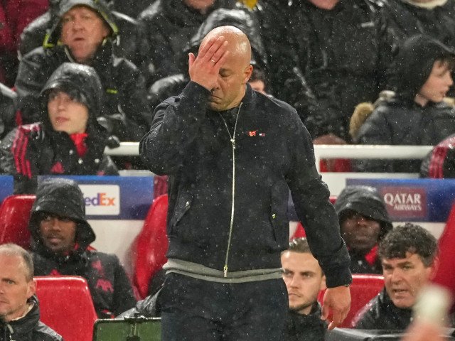 Englezii, șocați: Arne Slot, pus la zid după Liverpool – PSG 0-2!