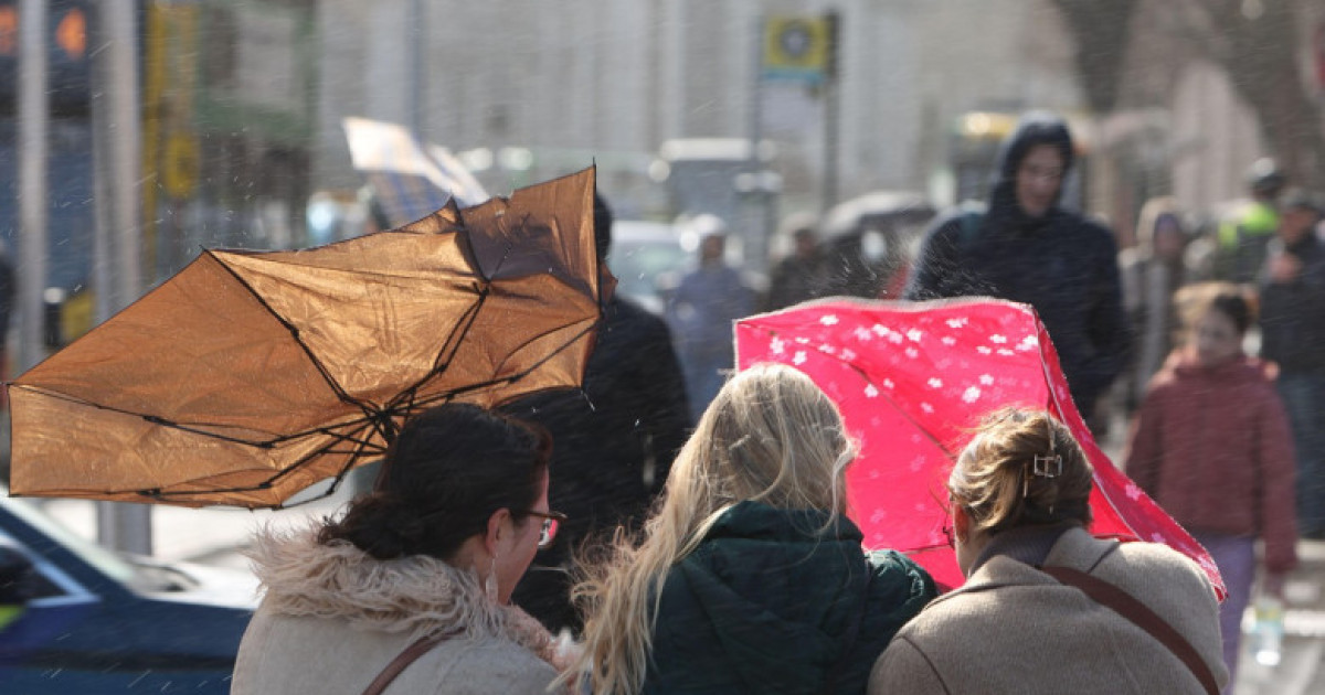 Vreme capricioasă: ANM avertizează de vânt, brumă și ninsori în România