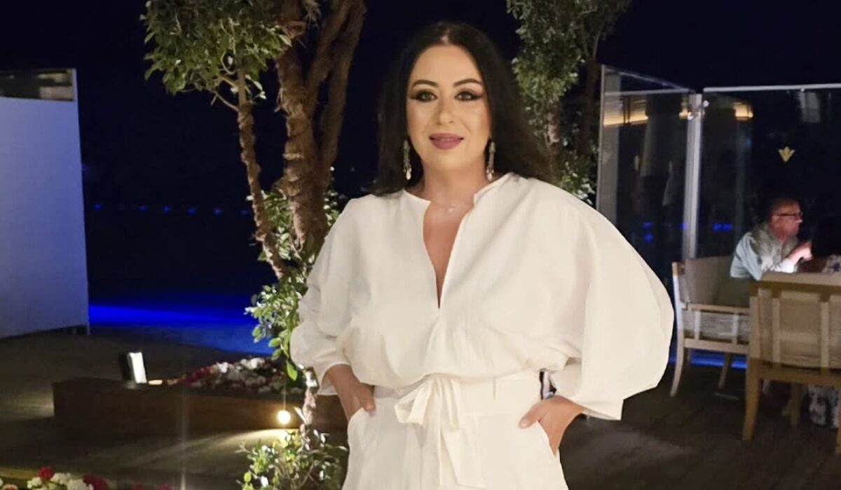 Oana Roman, la 50 de ani, în costum de baie: Cum arată vedeta în Egipt