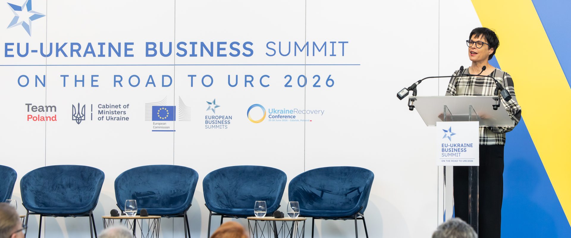 Comisia Europeană: Ucraina, țintă strategică de investiții. Garanții pentru firme