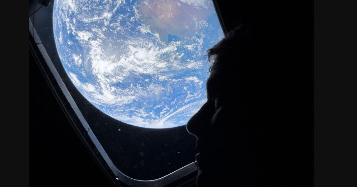 Artemis 2: Noi imagini uluitoare de la astronauții aflați pe drumul spre Lună