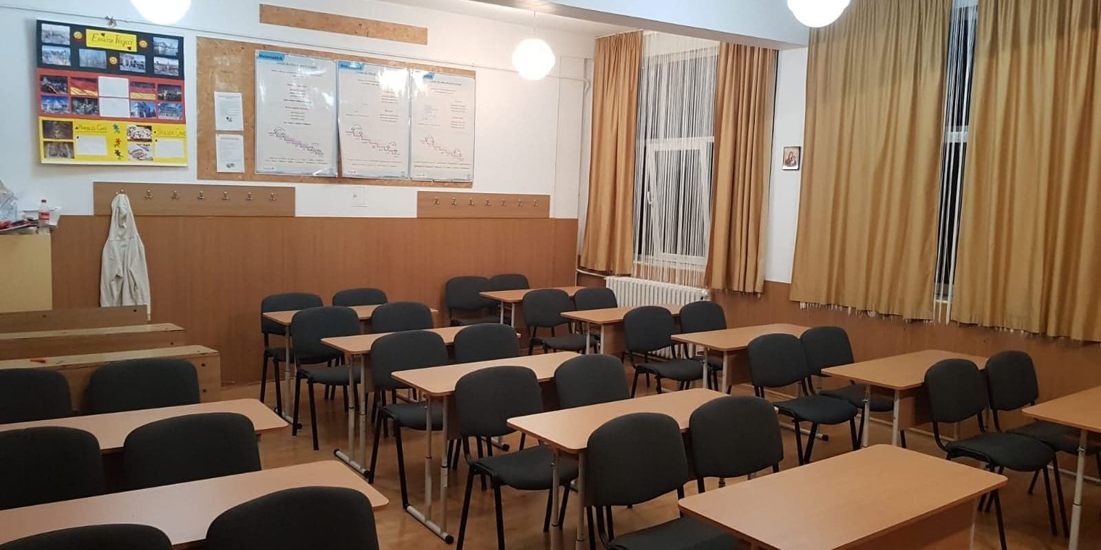 (AUDIO) Programele școlare pentru clasa a IX-a, aproape finalizate. Manualele așteptate din toamnă