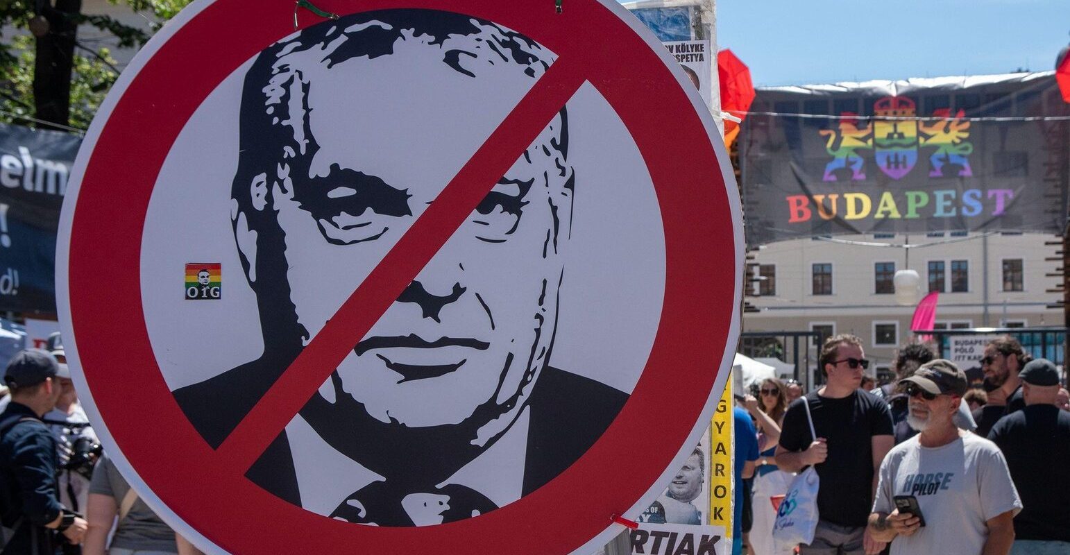 Orban, învins: New York Times vede un moment crucial pentru Europa