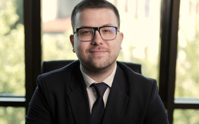 Aurul, refugiu sigur în vremuri de criză? Cum analizează experții pentru România