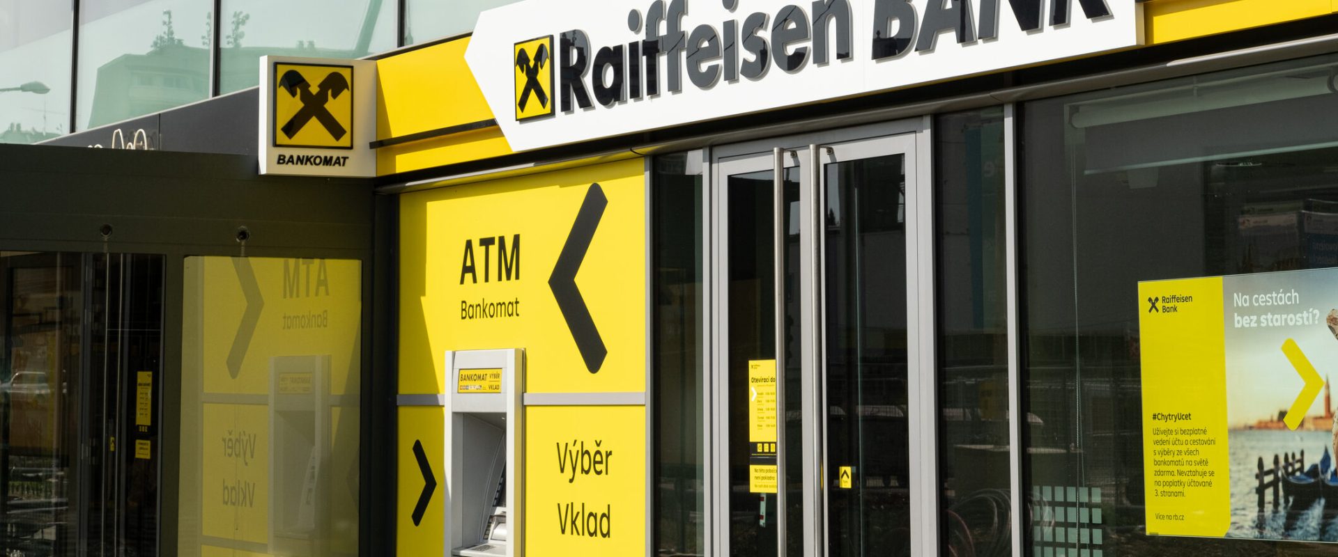 Răsturnare la Raiffeisen România: Schimbări MAJORE la plățile digitale din aprilie 2026