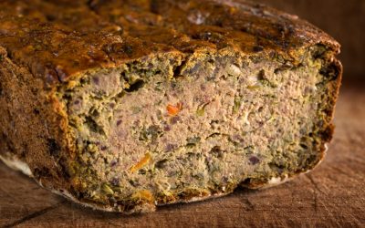 Drobul de ciuperci, spanac și leurdă: O rețetă savuroasă, fără carne