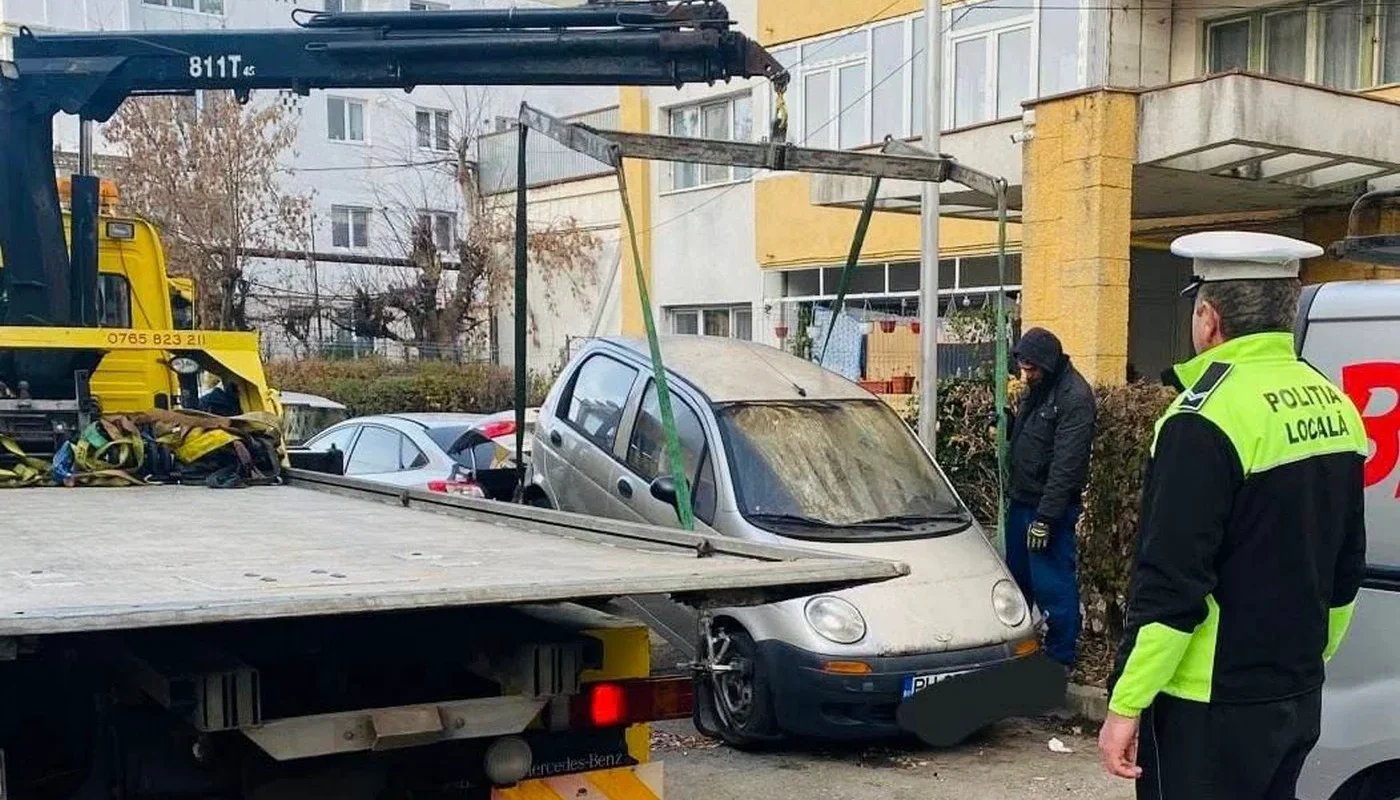 Primăria București, reguli noi pentru șoferi: Când se ridică mașina din parcare