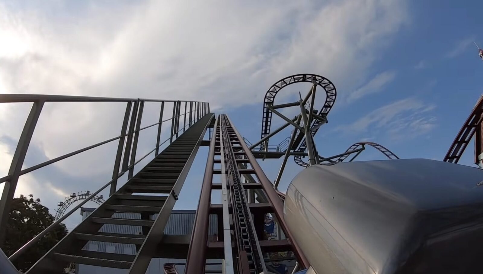 Cinci răniți la Viena, după deraierea unui rollercoaster într-un parc