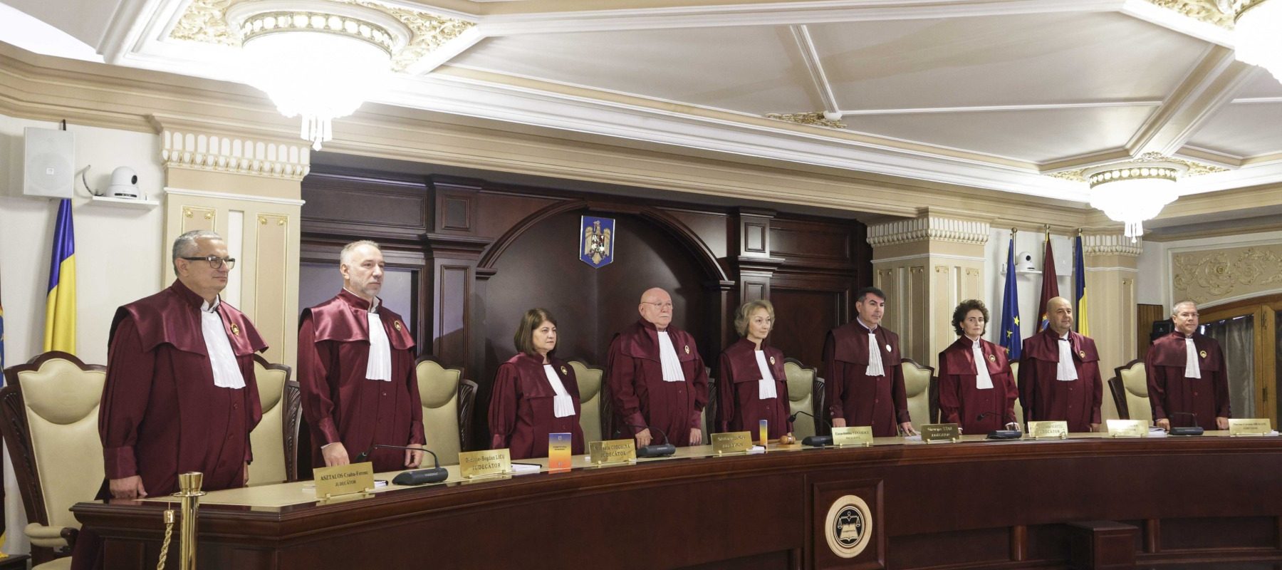 TĂNĂSESCU (CCR): „Nu există fractură” și nicio presiune politică