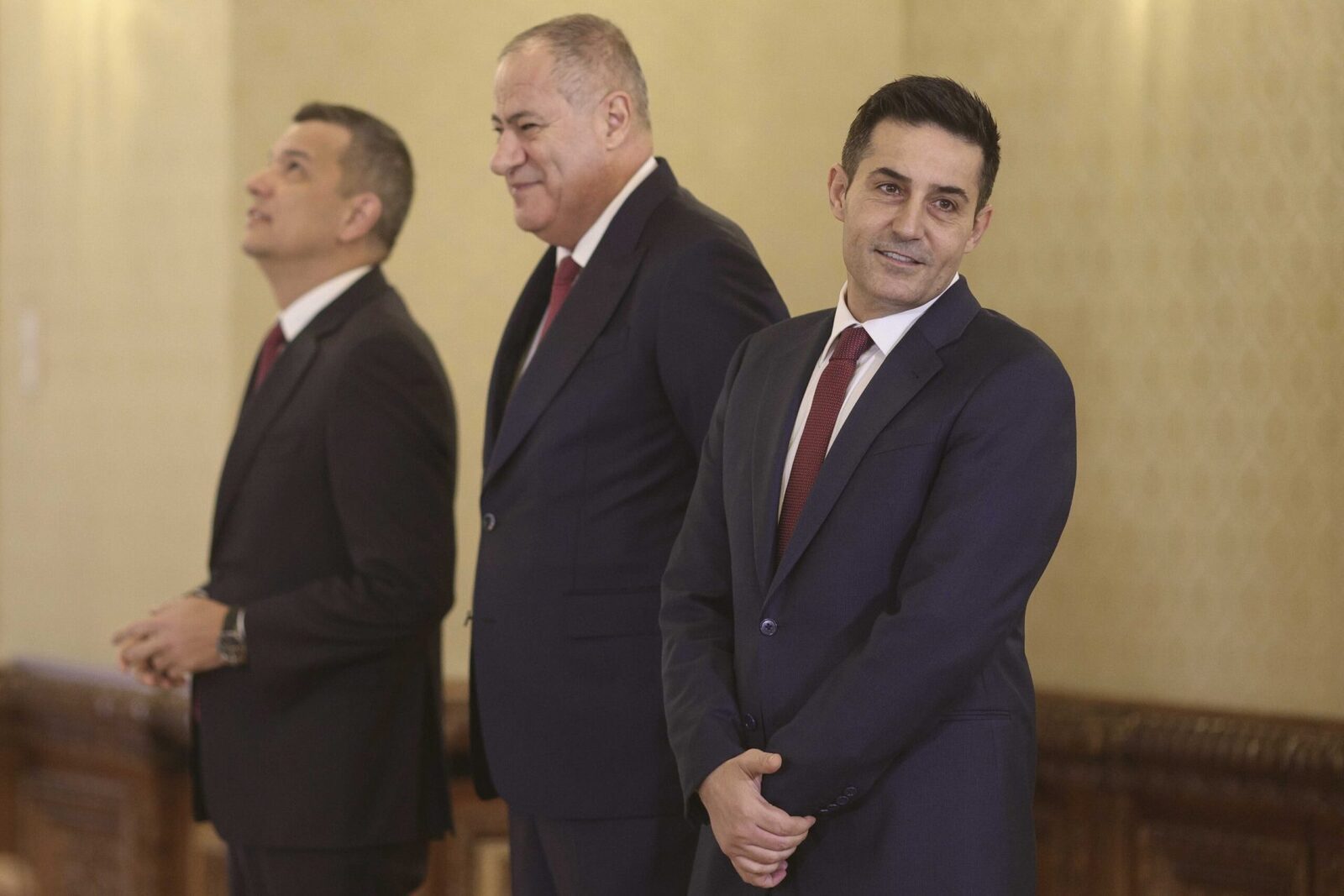Grindeanu, în stenogramele PSD: Bolojan, la racolat parlamentari! Olguța Vasilescu: Sânge în instalație
