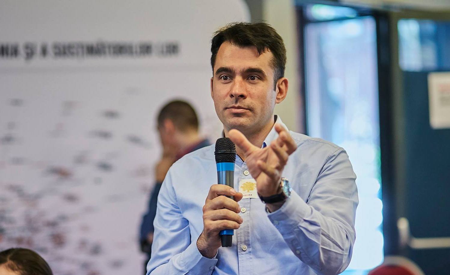 Lider USR, despre PSD și AUR: „Să se ia-n brațe dacă vor guvernare”