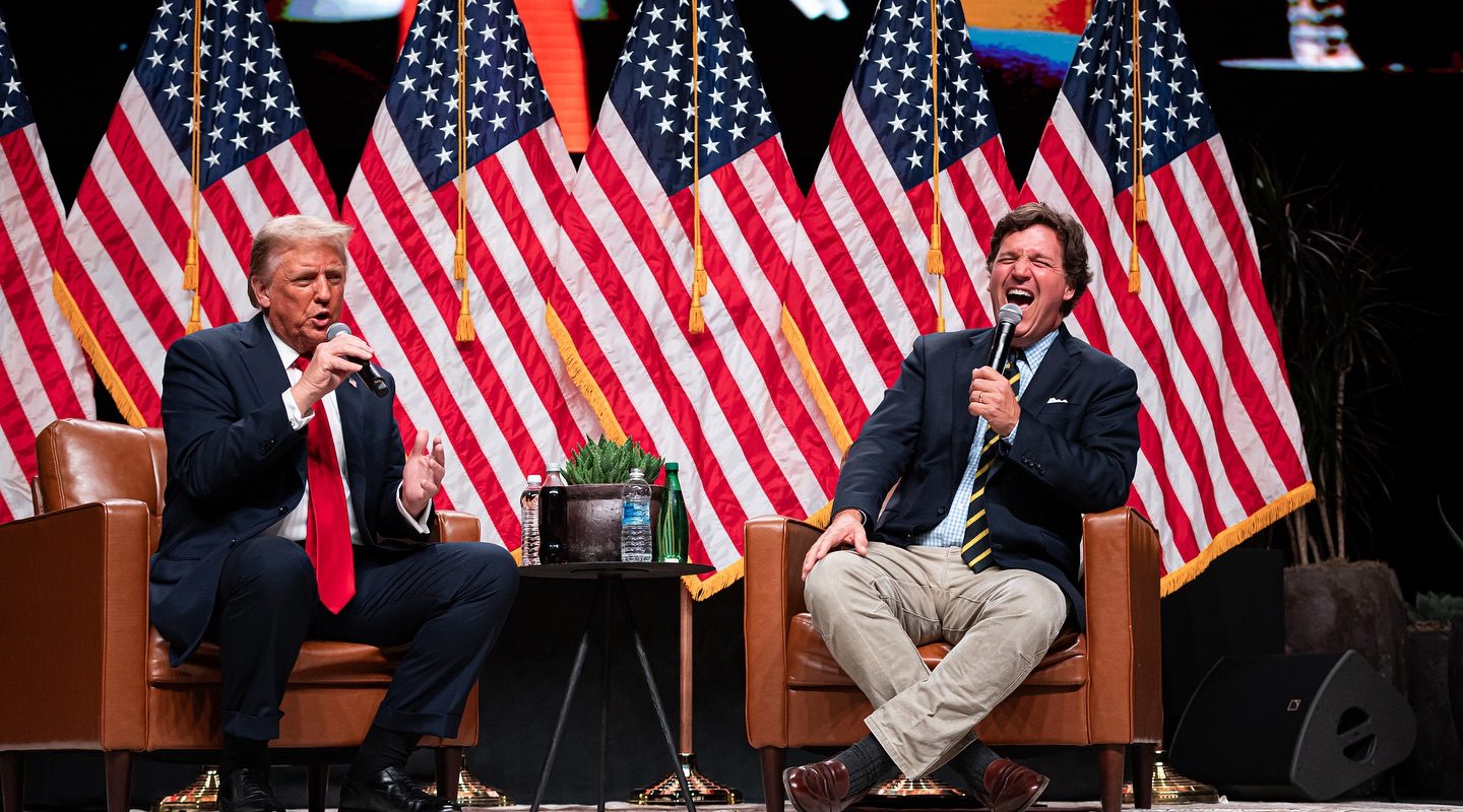 Tucker Carlson, regret amar după susținerea lui Donald Trump: „Mă chinuie”
