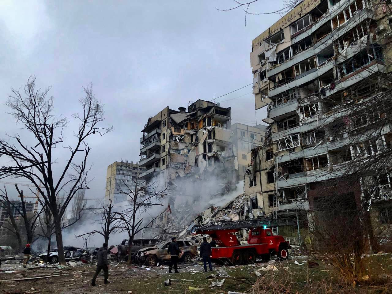 Atacuri rusești sângeroase în Dnipro: Doi morți, armistițiul de Paști ignorat